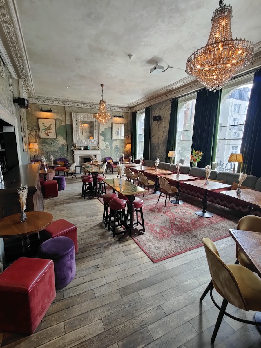 Hollywood Arms, photo 4