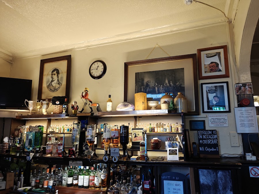 The Oxford Bar, photo 4