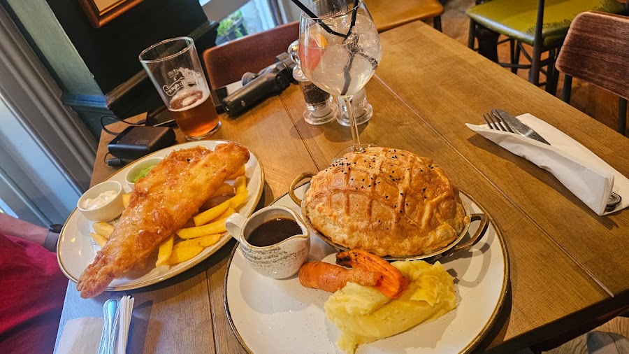 The Ship, photo 4