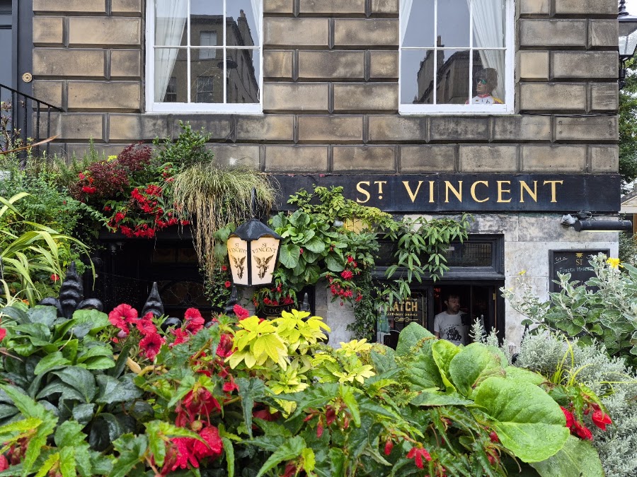 St. Vincent Bar AKA "The Vinnie", photo 5