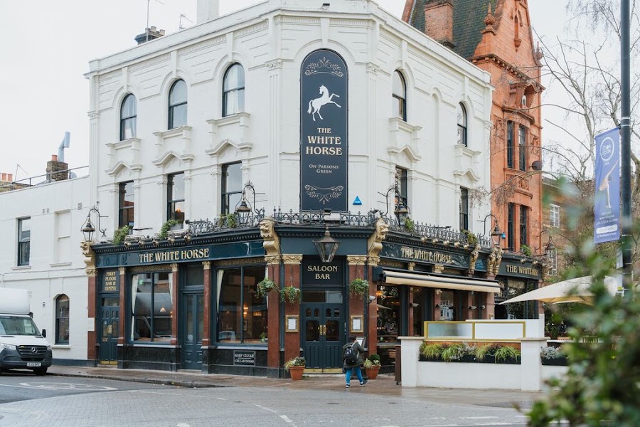 The White Horse, photo 3