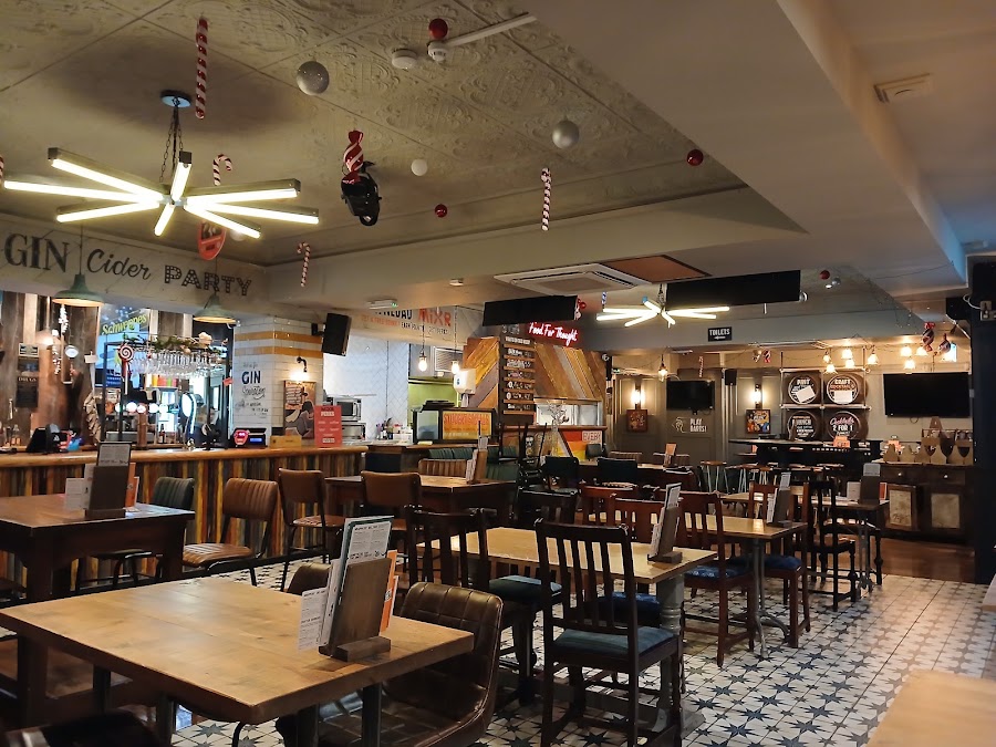 Duke Of Somerset, photo 3